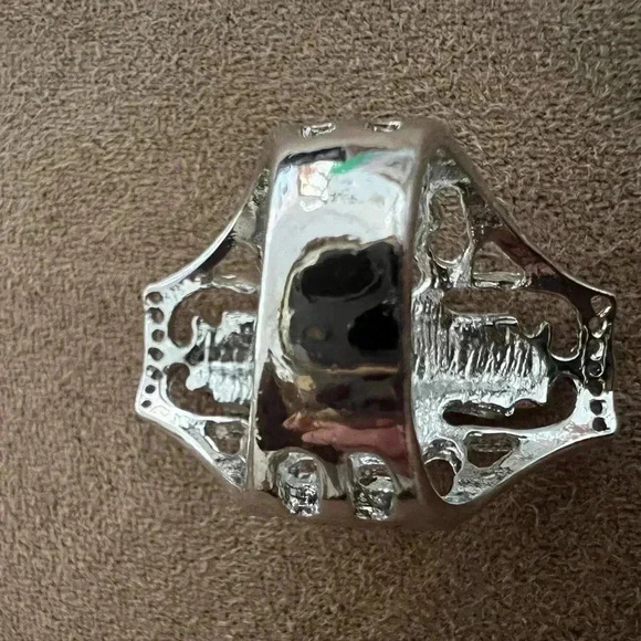 Ring- faux turquoise cactus, silver ring. Size: 8. - Picture 4 of 7